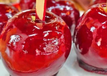 Maçãs do Amor: Doce Tradição em 5 Passos