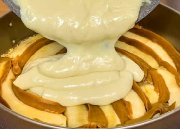 Torta de Banana Recheada: sobremesa perfeita